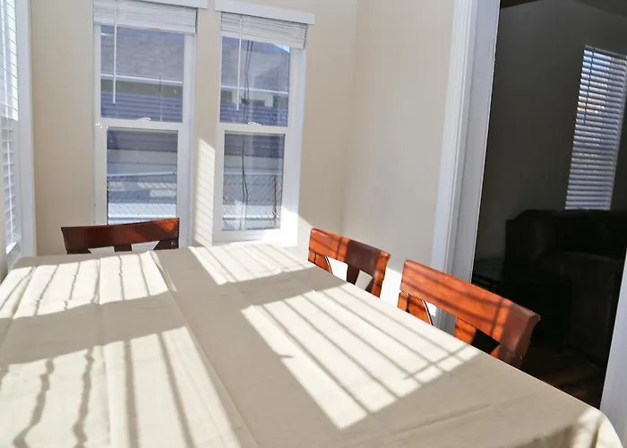 Appartement 514 W 23rd St *